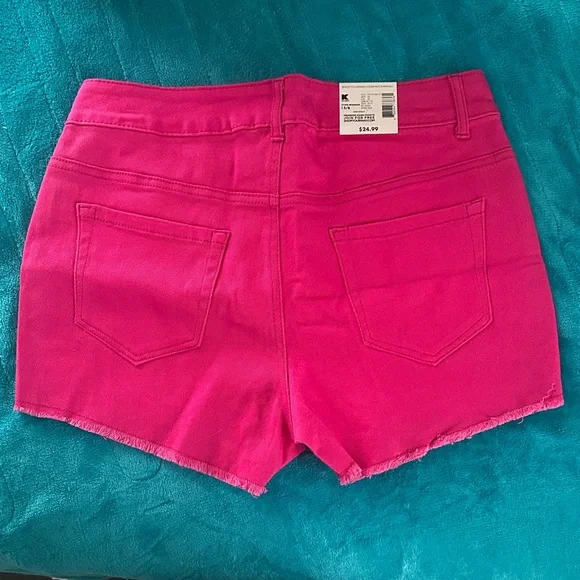 Nicki Minaj Hot Pink Studded Jean Shorts - Picture 2 of 4